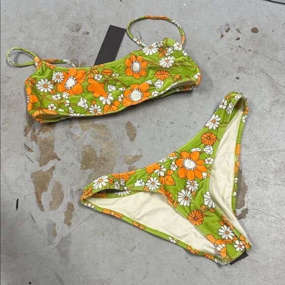 Triangl Swimwear Floral Green and Orange Bikini - Velvet Set - BRAND NEW Medium - Picture 1 of 5